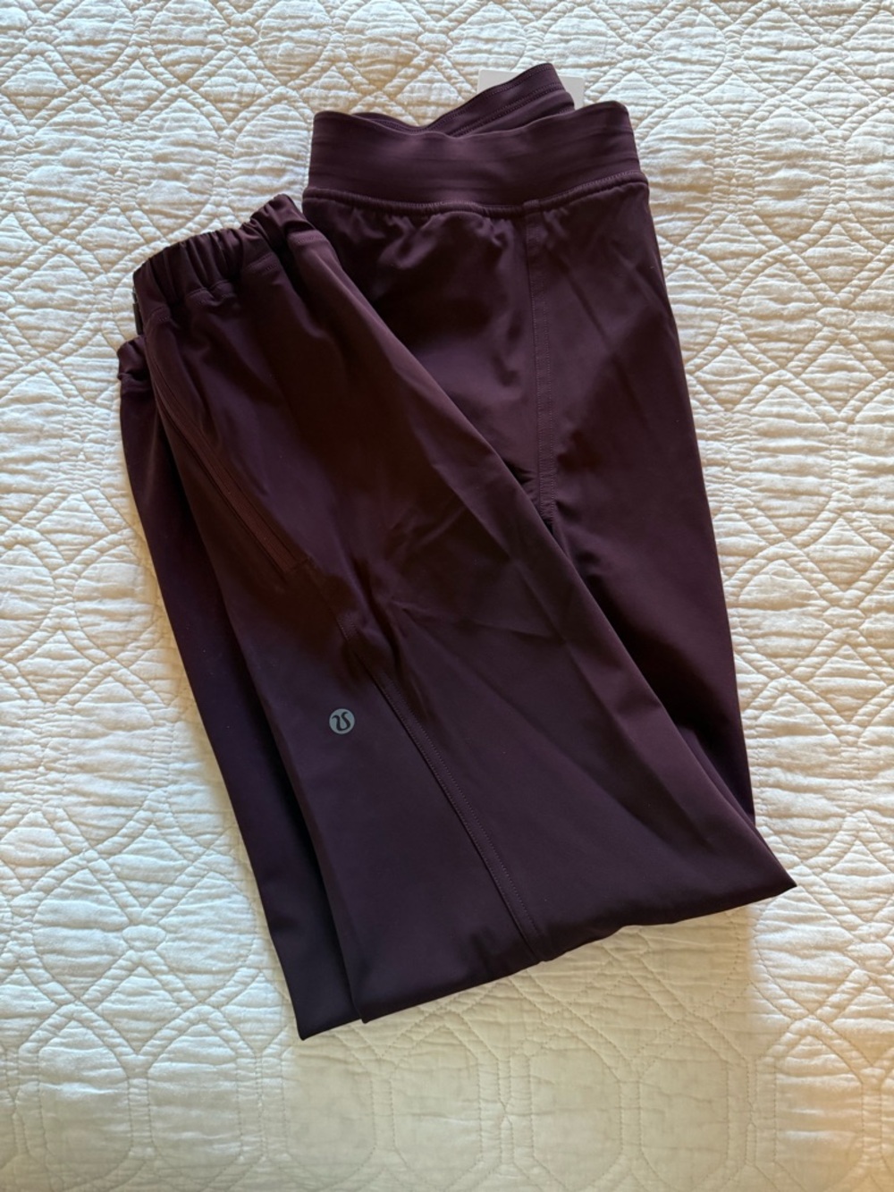 NWT Lululemon Women’s Adapted State Short Jogger Black Plum